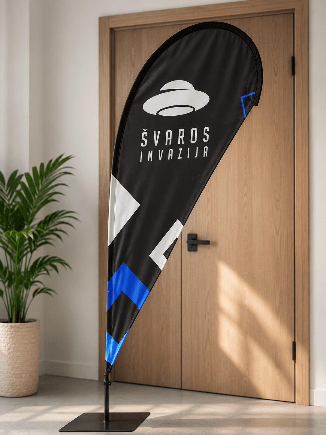 Vėliavos su logotipu